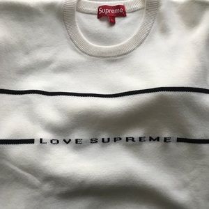 SUPREME CREWNECK